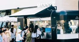 连滚带爬学瑞幸，精品咖啡的最后一战