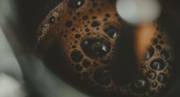 咖啡消费旺季到来 为何想转让的库迪联营商却越来越多