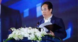 巨额减持致股价闪崩：波司登高德康陷入两难？