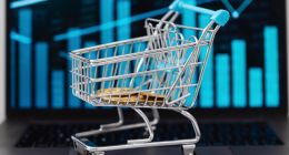 淘宝10元图书卖到近百元， 百度优选“全网高价”收割中老年