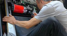 京东上2.3万元买的新跑步机电机异响且外观磨损，武汉消费者投诉乔山杰森“以旧充新欺诈销售”