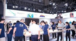 2024中国联通合作伙伴大会开幕 荣耀Magic V3惊艳亮相