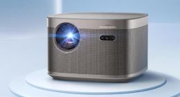 投影仪低端化，极米也受不了