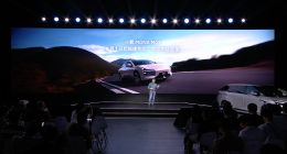 何小鹏：小鹏MONA M03将于8月上市 8月1日起陆续到店