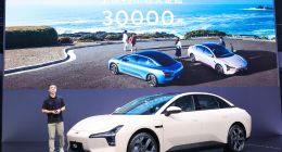 小鹏MONA M03 48小时订单破3万，成都车展开启全国交付