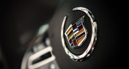 销量大幅下滑，凯迪拉克何时才能迷途知返？