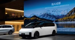 “蔚小理”格局或将生变：小鹏、蔚来押宝第二品牌，理想开始焦虑