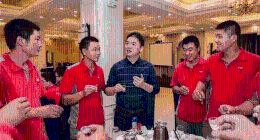 京东加薪引热议：刘强东能否再续“兄弟情”？