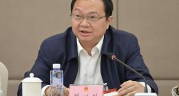 7500亿“灰飞烟灭”：五粮液阵前频换将，曾从钦不进则退？