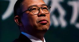 钟睒睒“一鸣”惊人，快手泯然“一笑”？