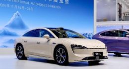 “一剑三磨”成笑柄，智界S7挤牙膏式推新，能否立足市场？