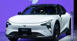 极越汽车澄清大规模裁员谣言，销量低迷，前景仍不乐观？