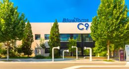 独家丨蓝色光标核心品牌「巨震」：多位高管任期不足1年离职，南迁动员不力？