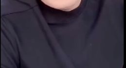 辛巴泪撒直播间自曝患病