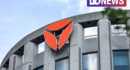 销量暴跌、纯利腰斩，雅迪正跌落神坛？