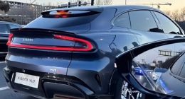 小米YU7 Max高清实车曝光 顶配售价或达35万