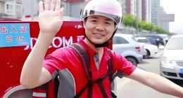 京东承担五险一金：打了不是骑手需要社保，而是社保需要骑手的脸