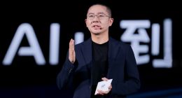 千里科技印奇：2025年是“AI+车”的元年