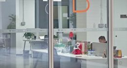 百亿泰铢“救”哪吒汽车！实探总部：员工还“摆烂”吗