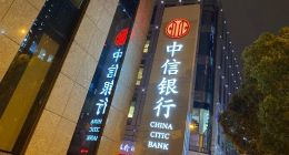 中信信用卡陷争议：年费疑云、权益缩水与过度营销