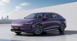 享境的推出，是五菱的向上突破，还是崩溃的开端