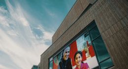 当用户被广告 “劝退”、技术被巨头 “碾压”，酷开电视如何突围？