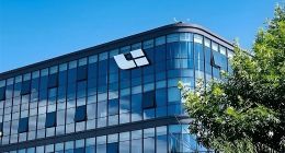 理想车主，遭遇“展车”背刺？