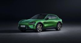 苹果造车10年干不成，小米3年多就成了！雷军揭秘背后原因