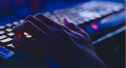 联想第五次创业，还是“贸工技”的老路子