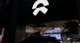 爆亏67.5亿，负债率高达93%！蔚来陷入生死局