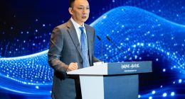 荣耀与中国移动宣布AI终端战略合作 共同推进AI终端生态建设