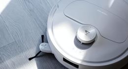 “卷”不动的石头科技，“赚”不动的扫地机器人