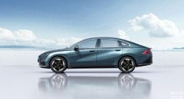 说好的“超国标电池”呢？五菱星光在路上自燃！网友：啪啪打脸