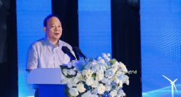 宁德时代携手问界，以“厂中厂”模式加速扩产