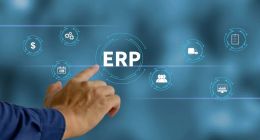 用友网络冲刺A+H背后：年亏损20亿，裁员超5000人