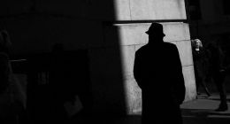 TCL“豪赌”，李东生玩资本游戏！73万股民有点慌……