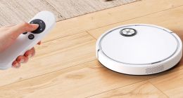 创始人套现近9亿反劝投资者“耐心”：石头科技赴港补血，投资者还信吗？