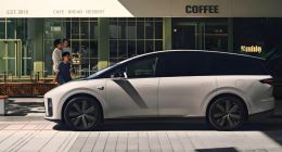 行业丨理想i8与重卡撞击试验引争议：车圈“拉踩营销”为何越演越烈