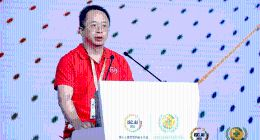 ISC.AI 2025周鸿祎：应对“超级黑客”威胁 安全智能体成破局关键