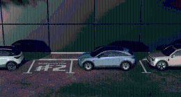 吉利剑指300万销量，smart却调低目标！易寒的“小车救赎”靠谱吗？