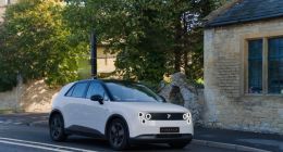 蔚来李斌：萤火虫销量高于纯电MINI、Smart、ID3总和