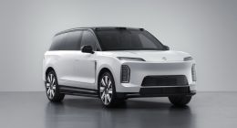 2026开年，“9 系” 旗舰卷疯了