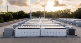 消息称特斯拉上海储能超级工厂 去年生产超过2000台Megapack