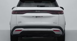 TechWeb微晚报：互联网增值服务要加税？iPhone 18系列外观出炉