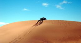 24.6万辆召回与季度转正前后相接，蔚来的“速度”安全吗？