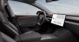 Uber自动驾驶前高管使用特斯拉FSD遭遇车祸 车辆全毁人也受伤