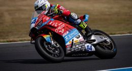 张雪机车彻底卖爆 10天订单破万台，二手平台加价数万元