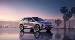 新车上市前 7 天 