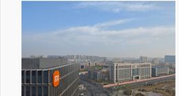 雷军晒图庆祝小米创办16周年！16年老员工感恩：生日快乐 永远相信美好的事情即将发生