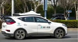 百度的萝卜快跑集体“趴窝”，李彦宏的面子往哪搁？